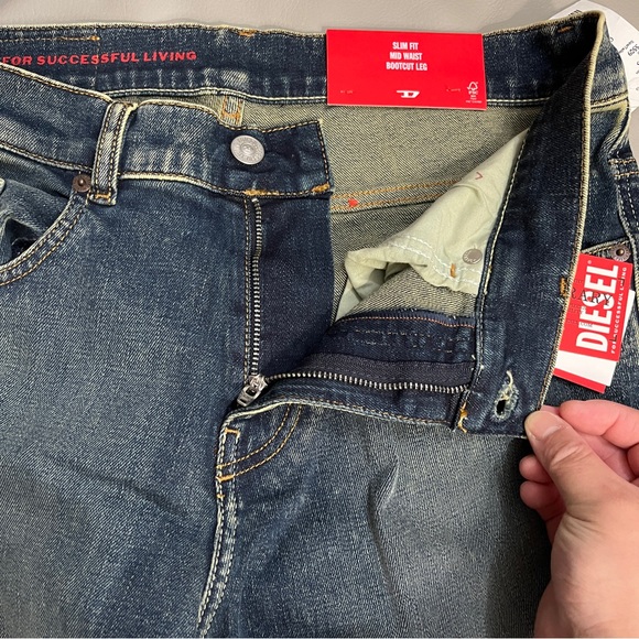 NWT - Diesel 2021 Mid Waist Slim Fit Bootcut Jeans - W31 L32 - Picture 8 of 15